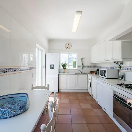 Βίλα Near The And Marina #1868