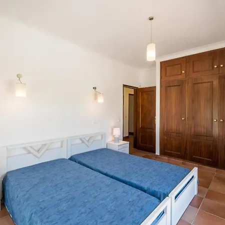 Quinta Da Caldeira - Com Piscina A 5 Minutos A Pé Da Villa