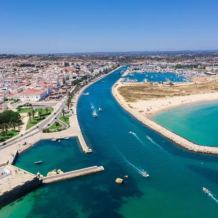 Near The And Marina #1868 * Lagos