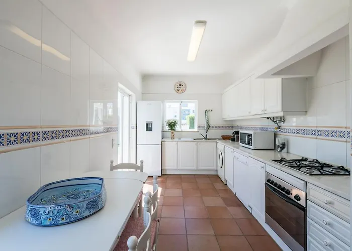 Vila Near The And Marina #1868